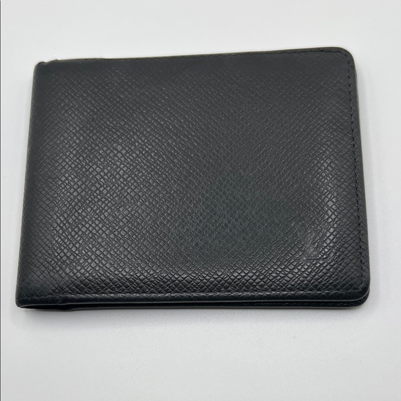 Louis Vuitton Black Textured Leather Card Holder - Picture 1 of 9